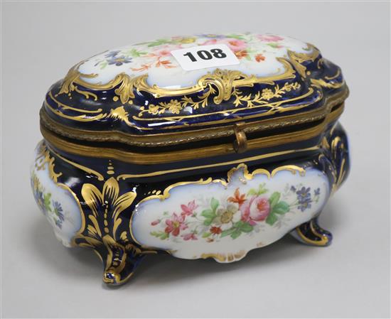 A gilt and floral Paris porcelain box